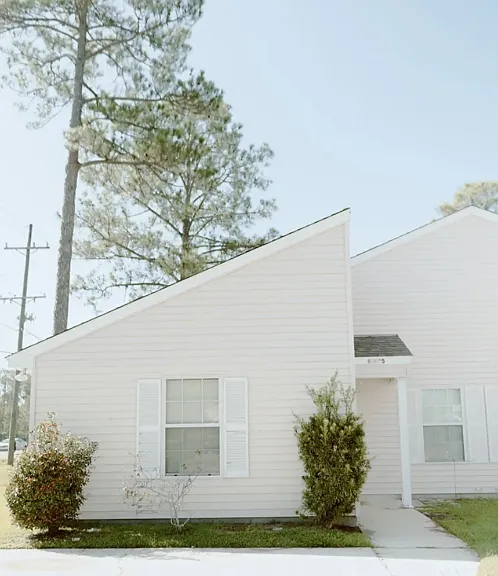 62075 Airport Rd #62075 — Photo 1
