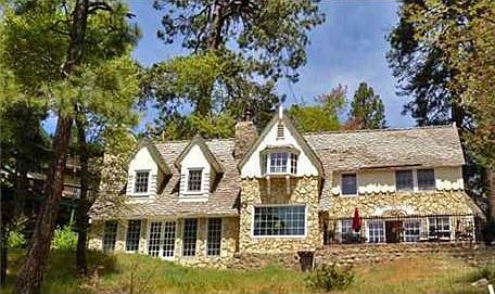 3rd image of 901 Antler Dr