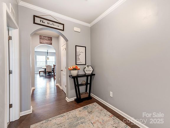 4th image of 3449 Southern Red Oak Ln