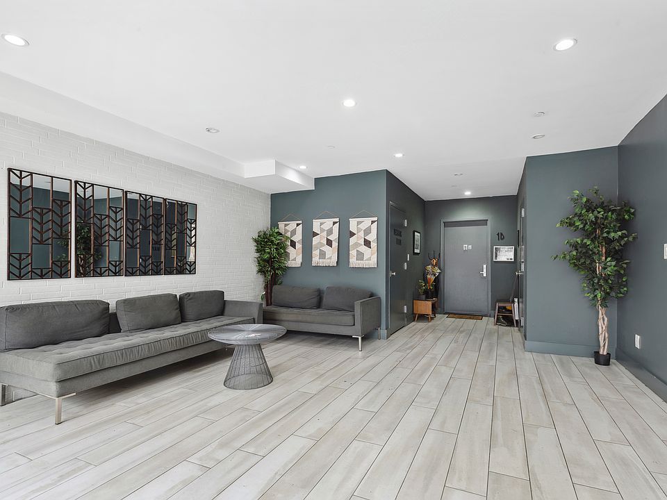 1st image of 490 Van Buren St #2R