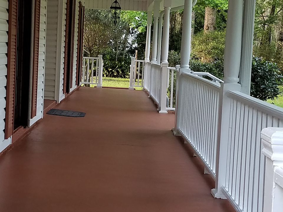 1st image of 205 Glenhill Ln