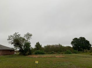 216 Alleda Rd, Prairie View, TX 77484