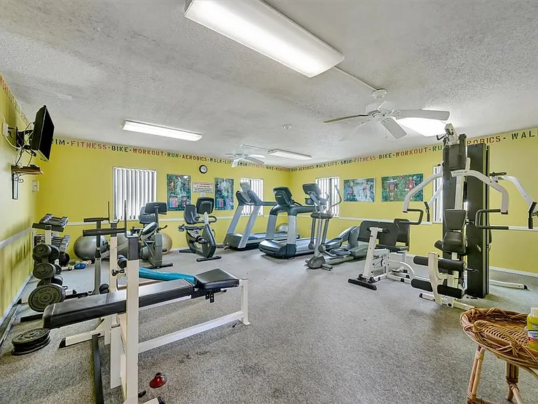 9604 Cortez Rd W #334 — Photo 59