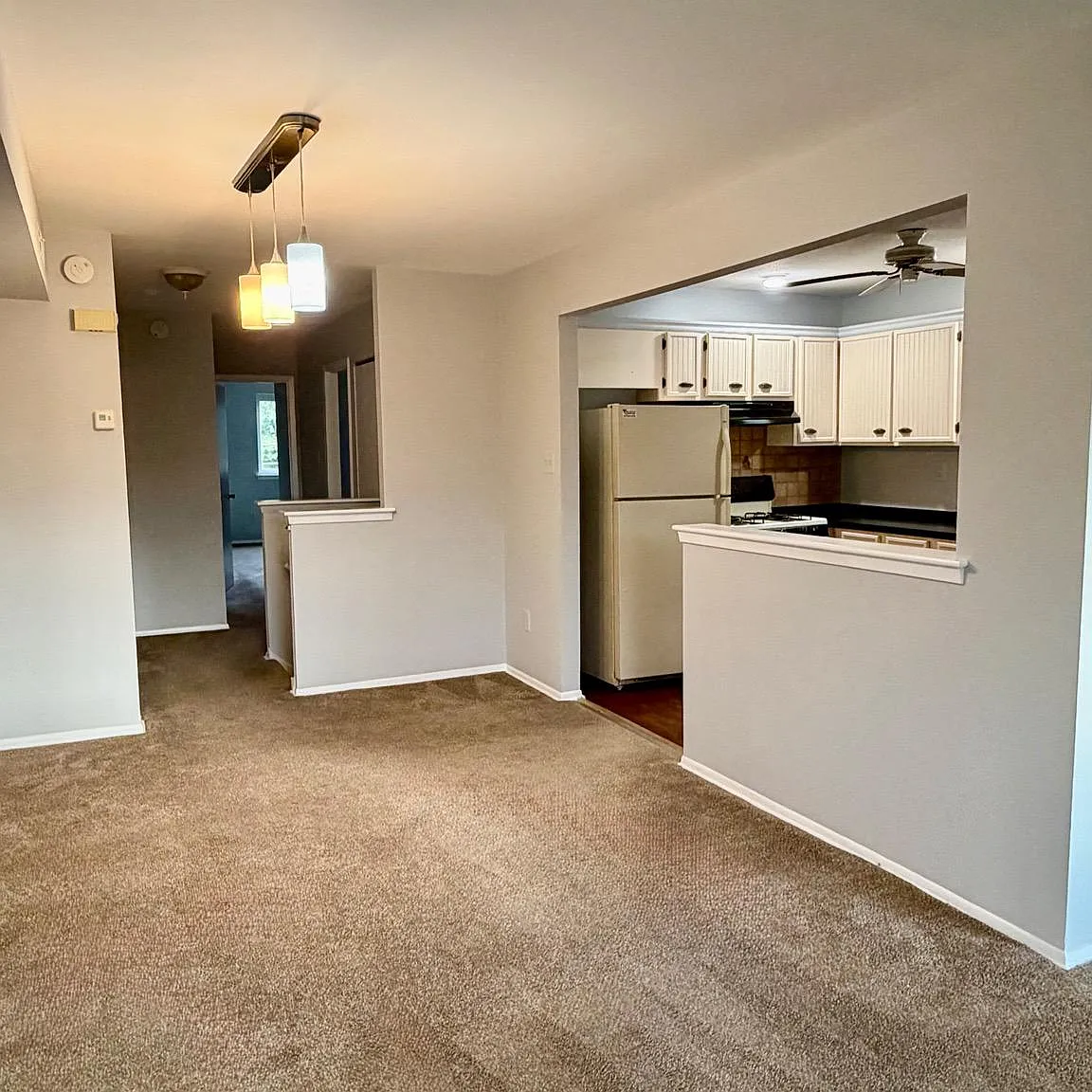 2 bed, 2200 sqft, $1,750 — Photo 4