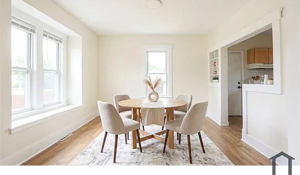 420 W 21st St — Photo 2