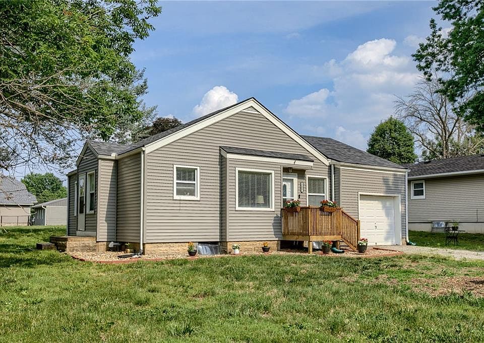 205 S Central St, Buckner, MO 64016 Zillow