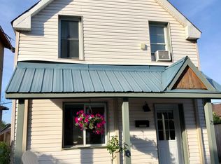 23 Hilda St, Ottawa, ON K1Y2B1