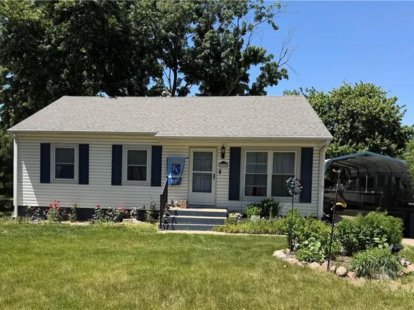 2600 Cardinal Ln, Saint Joseph, MO 64503