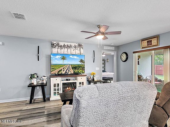 4th image of 8 RAEITAN Way