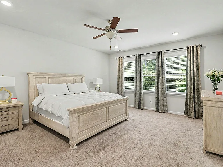 170 Glen Abbey Cir — Photo 20
