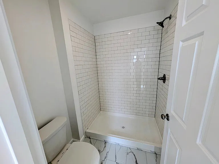 128 Kelly Dr — Photo 10