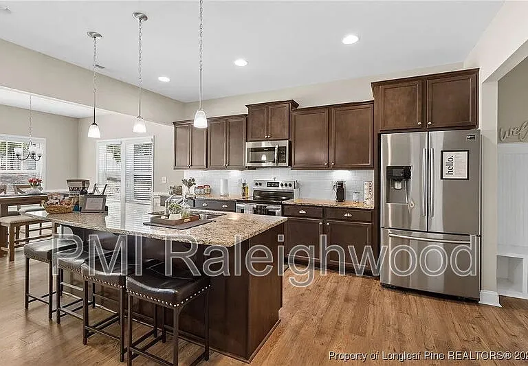 1245 Whitney Dr — Photo 7