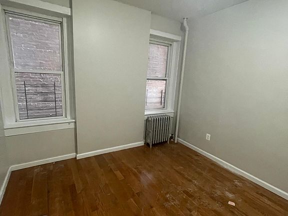 5th image of 78 Oak St APT 1