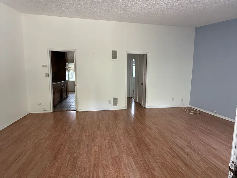 7231 Franklin Ave #2 — Photo 18