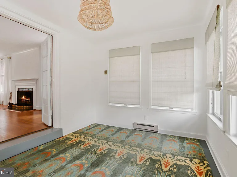 3273 Worthington St NW — Photo 8