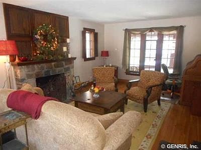 3rd image of 26 Westwood Dr