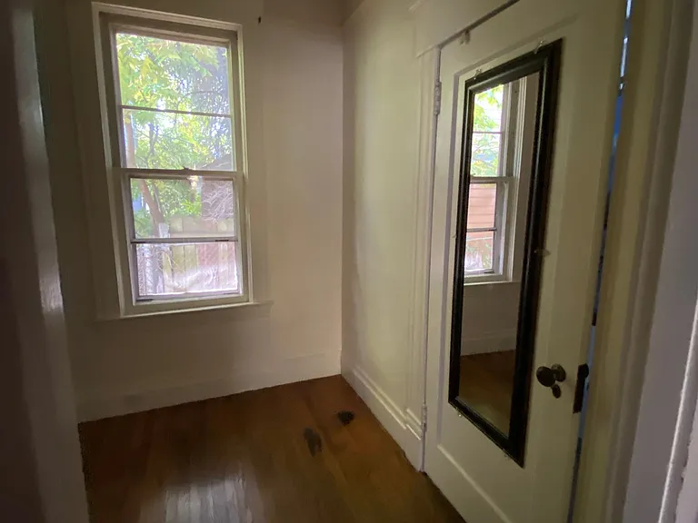 1025 N Church St — Photo 19