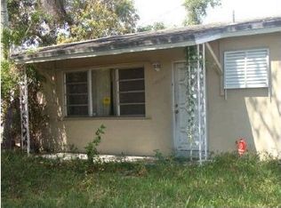 15740 NW 28th Pl, Miami Gardens, FL 33054
