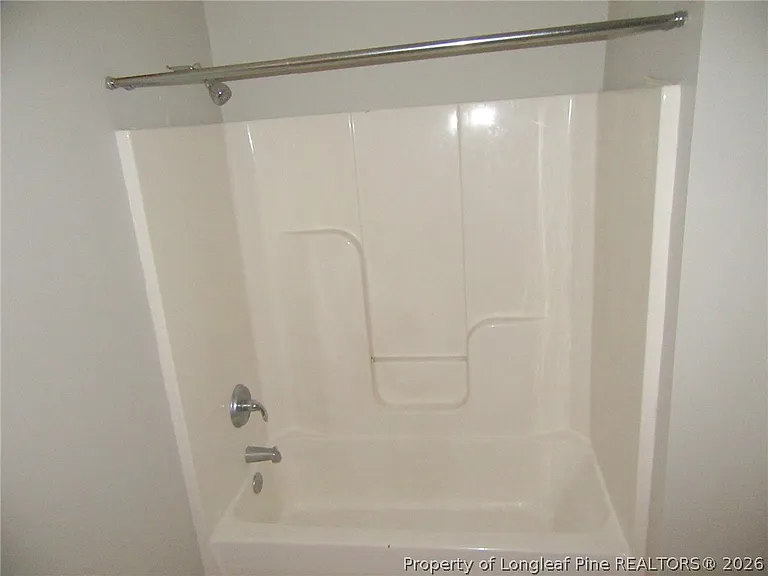 3346-11 Harbour Pointe Pl — Photo 18