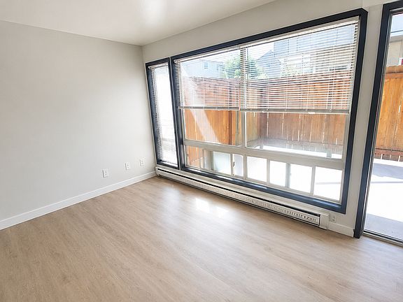 3rd image of 921 N 96th St #14