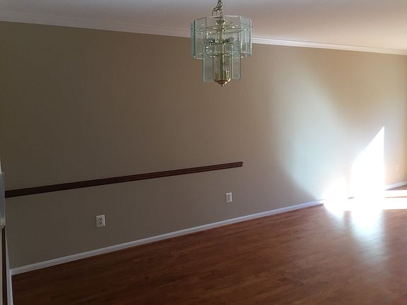 4th image of 316 Saint Michaels Cir #1