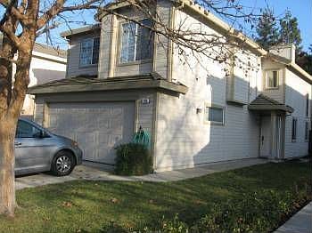 1st image of 766 Parkway Dr