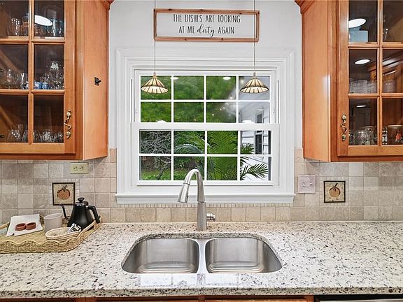 4th image of 3208 Blue Ridge Ct