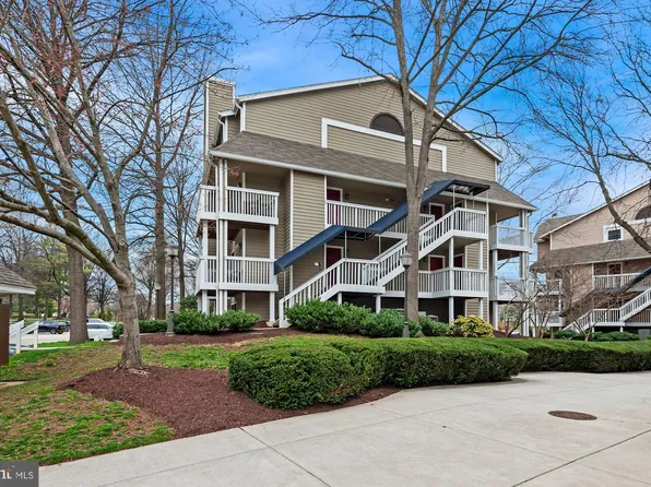 10815 Hampton Mill Ter APT 210, Rockville, MD 20852