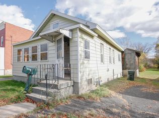 567 Saratoga St, Cohoes, NY 12047