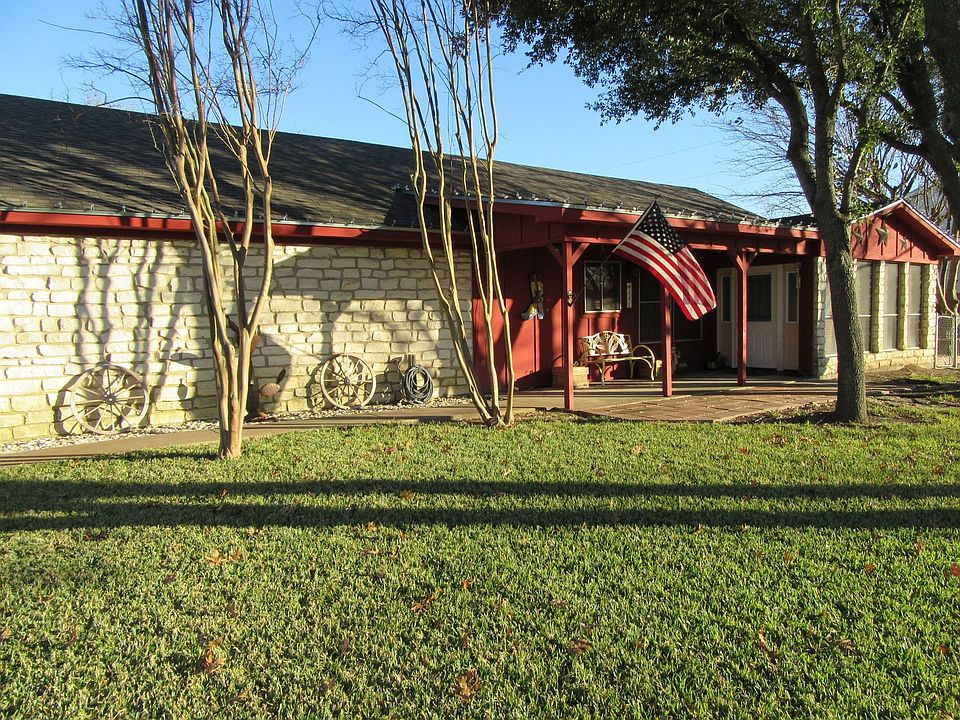 1st image of 101 Linda Ln