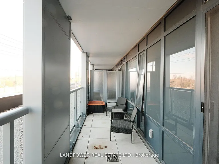 7950 Bathurst St #313 — Photo 13