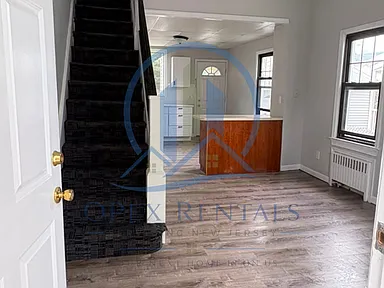 696 Worth Ave #2R — photo 5 of 8