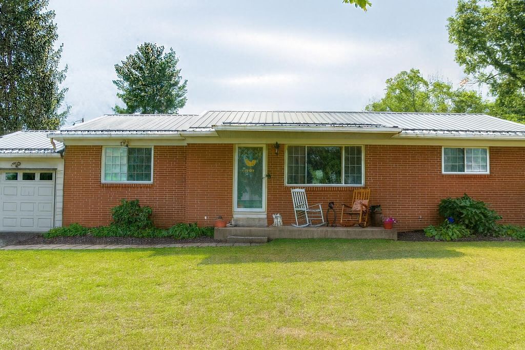 Real estate listing image