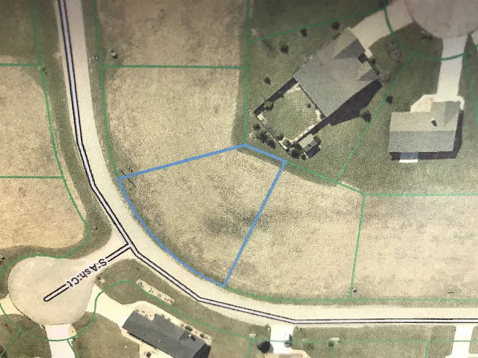 1st image of 2071 W Willow Ln