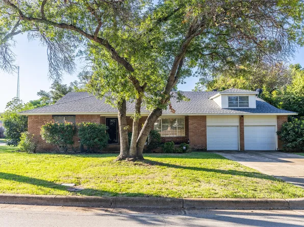 2701 Larkin Ave, Fort Worth, TX 76133