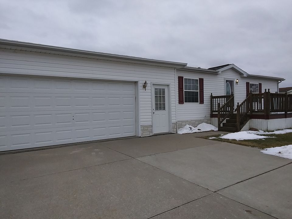 1st image of 2076 Hickory Ln #135
