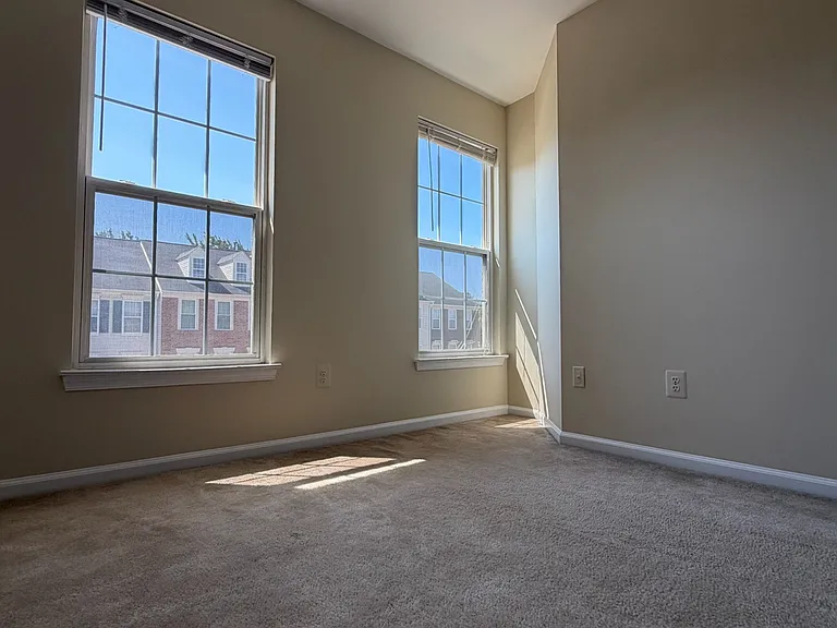 22218 Great Trail Ter — Photo 16