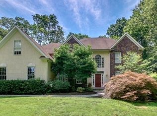 97 Pickwick Dr, Doylestown, PA 18901