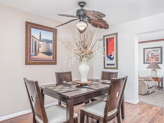 5th image of 258 SE Thornhill Dr