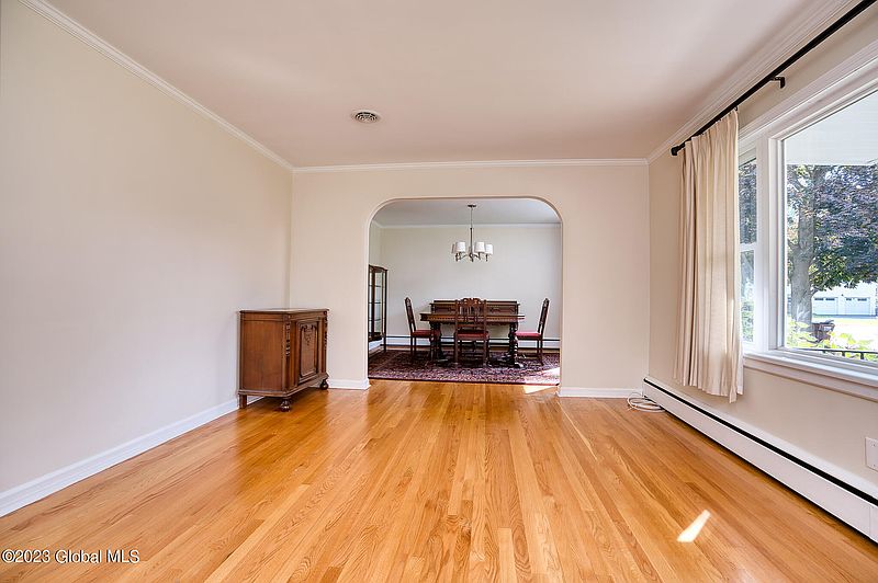 4th image of 3 Malpass Road