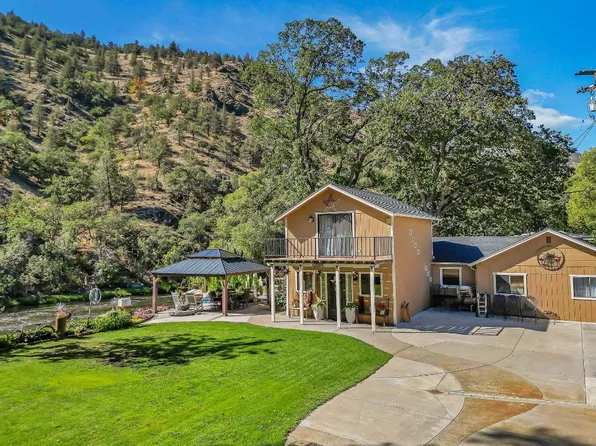 2032 Highway 96, Yreka, CA 96097