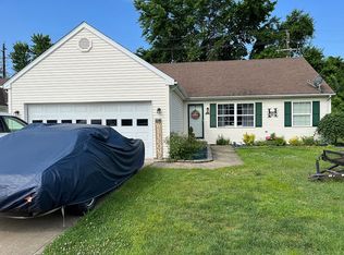 510 Canoe Creek Dr, Henderson, KY 42420