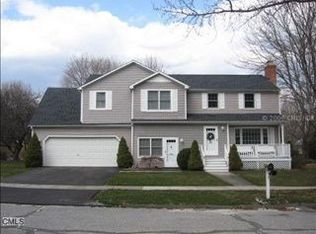 65 Bulmer Dr, Stratford, CT 06614