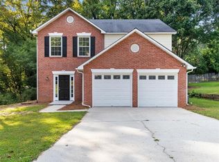650 Walnut Creek Dr, Lilburn, GA 30047