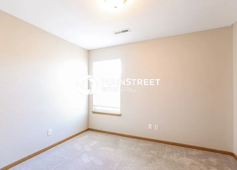 222 Palmer Ct — Photo 12