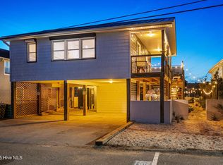 135 3rd Ave N, Kure Beach, NC 28449