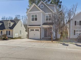 305 Harwood St, Apex, NC 27502