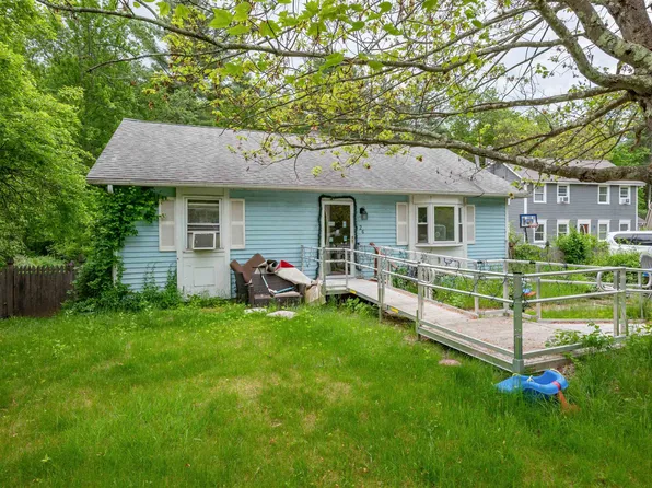 26 Packard Drive, Merrimack, NH 03054