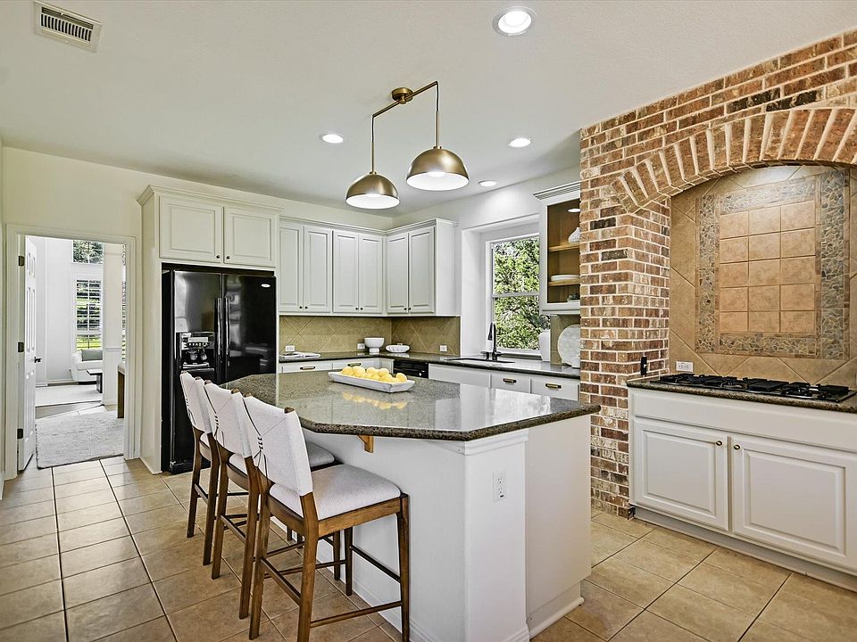 1st image of 17120 Northlake Hills Dr