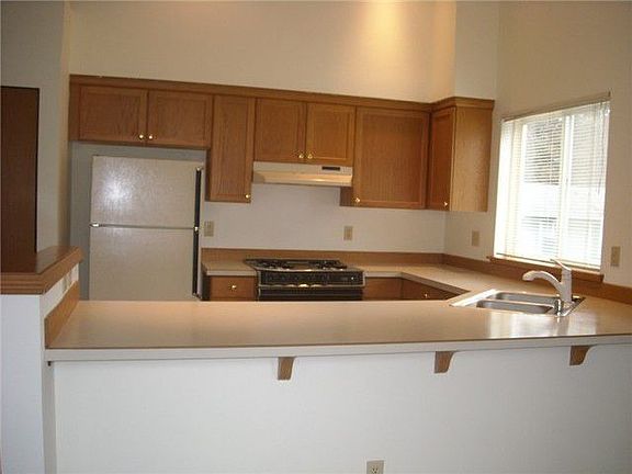 3rd image of 9092 Comfort Ln NW